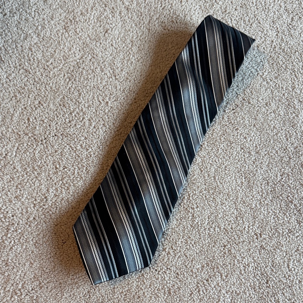 Siena Collezione Black and Gray Striped Men’s Silk Tie